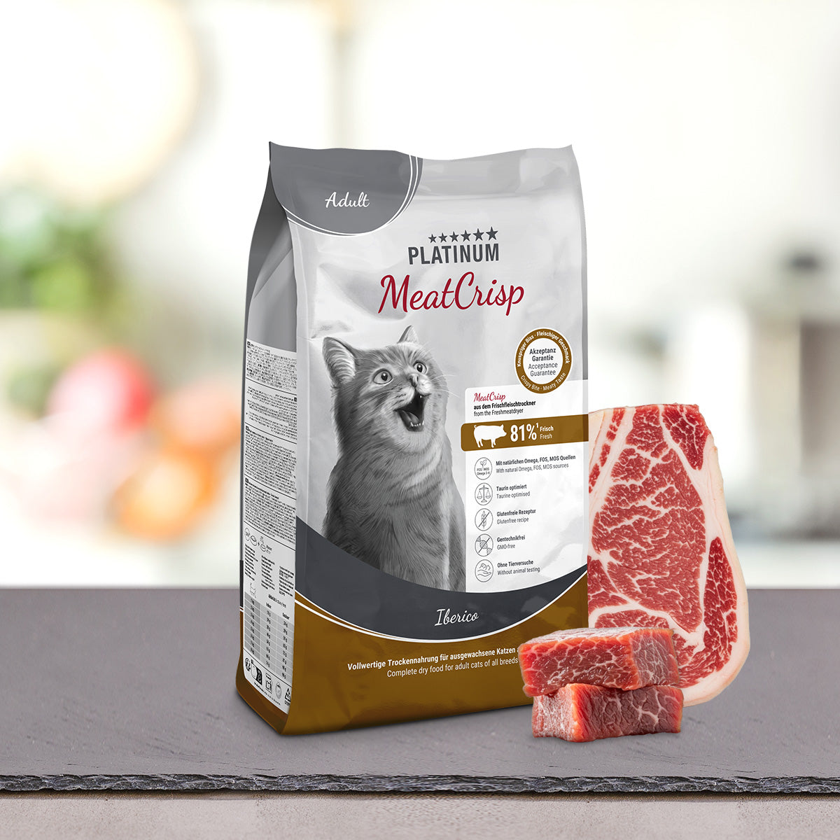PLATINUM MeatCrisp Adult Iberico, vrečka s strani