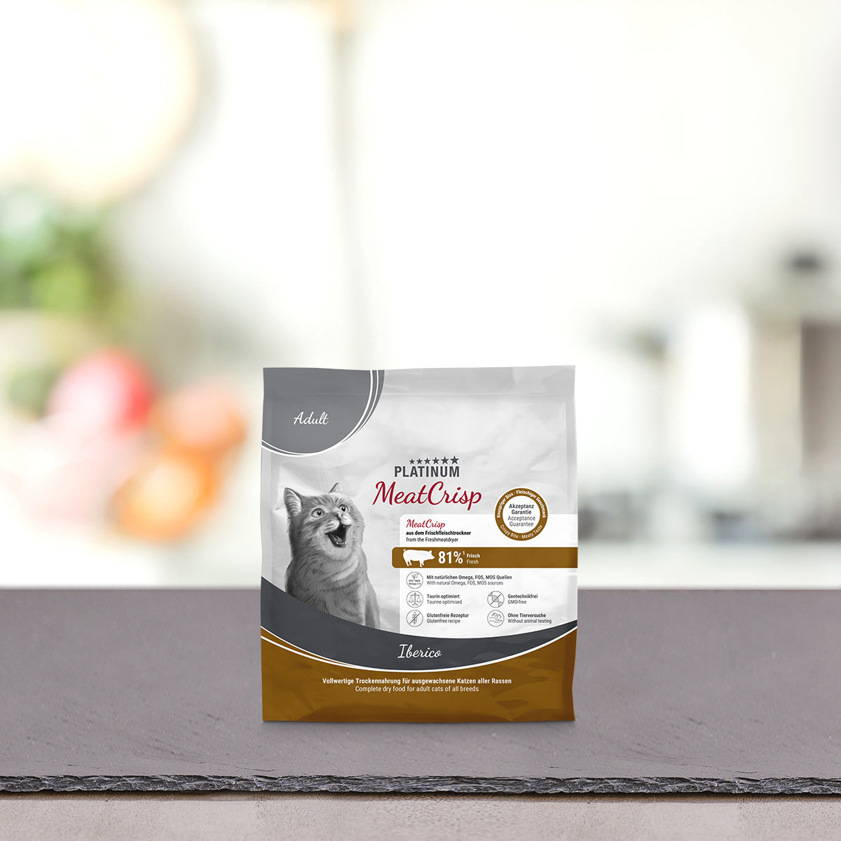 Vrečka PLATINUM MeatCrisp Adult Iberico 400 g, suha hrana za mačke